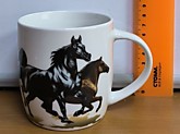 Кружка 49 Лошадь 2509 (12/72)