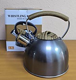 Чайник н/ржав. сталь 2,5л со свистком цветной дерев. ручка (12)